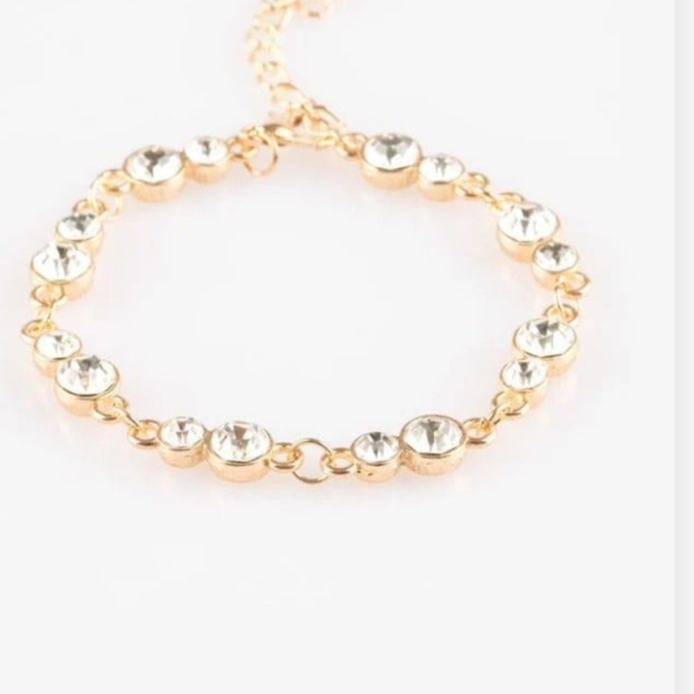 Paparazzi Gold Bracelet with Silver AccentsTwinkle Twinkle Little Starlet